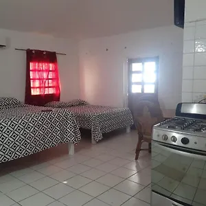 Bed & Breakfast Calinago Friendly Family Sxm, Philipsburg (Sint Maarten)